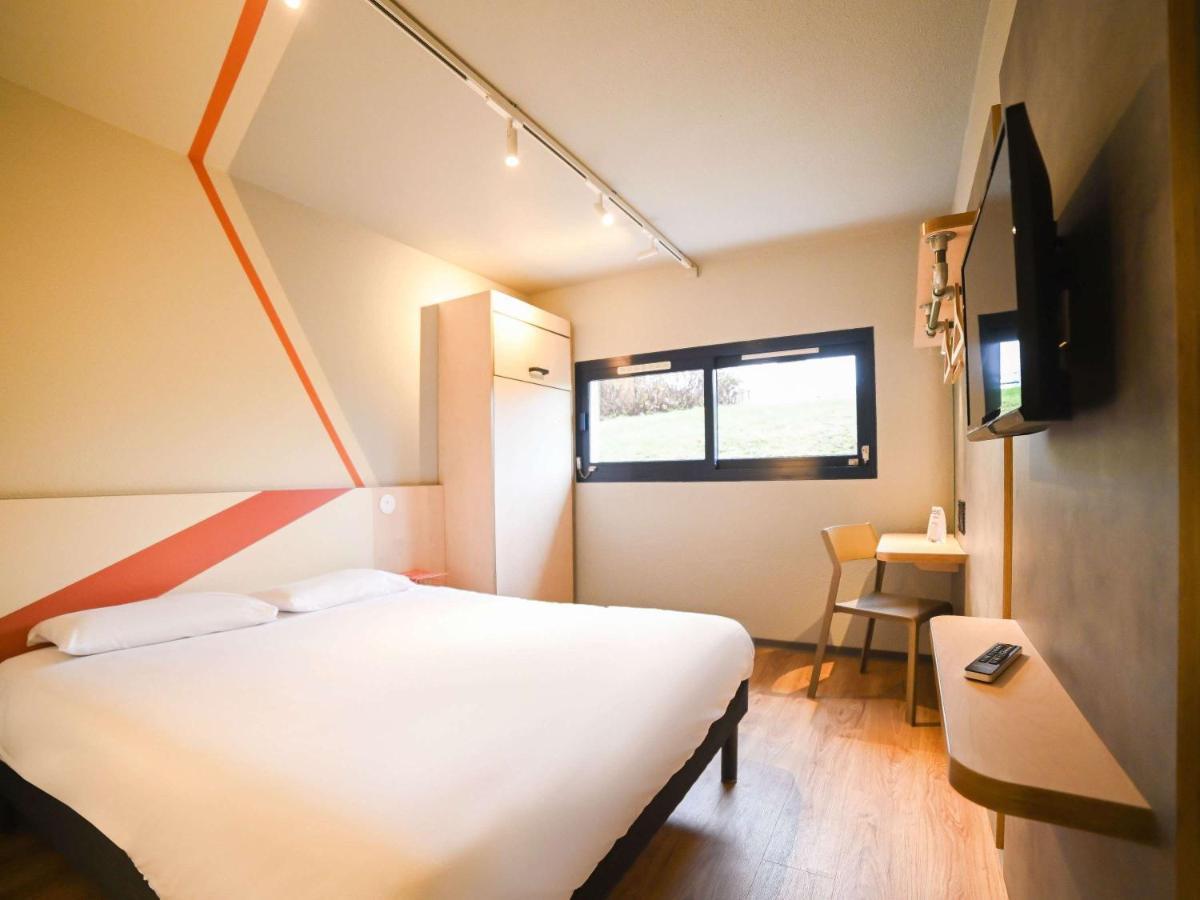 Ibis Budget Site Du Futuroscope Chasseneuil-du-Poitou Kültér fotó