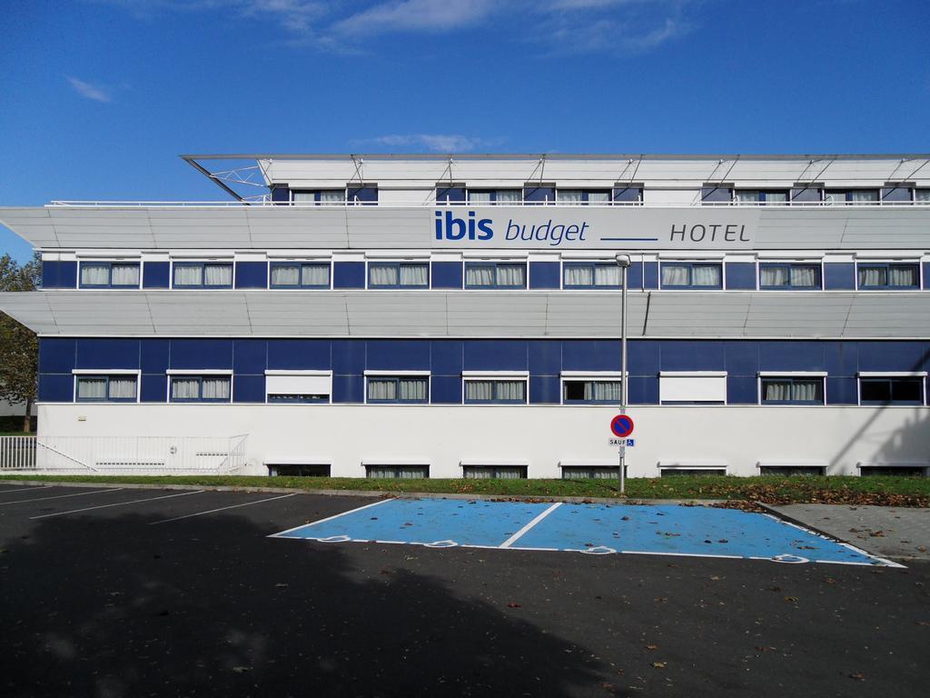 Ibis Budget Site Du Futuroscope Chasseneuil-du-Poitou Kültér fotó
